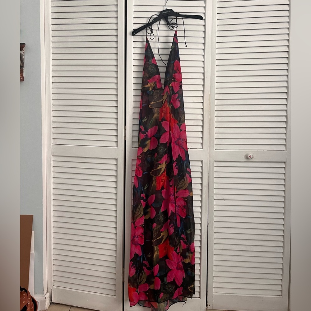 Pretty Little Thing tropical plunge beach dress cover up.